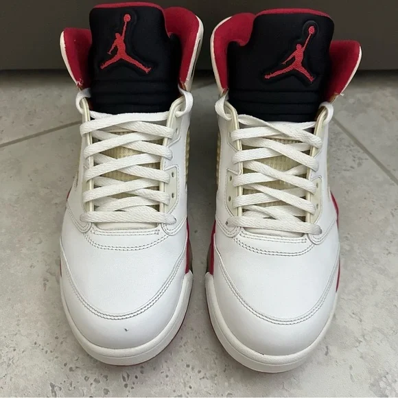 Jordan 5 Retro Sneaker Size 11 Men